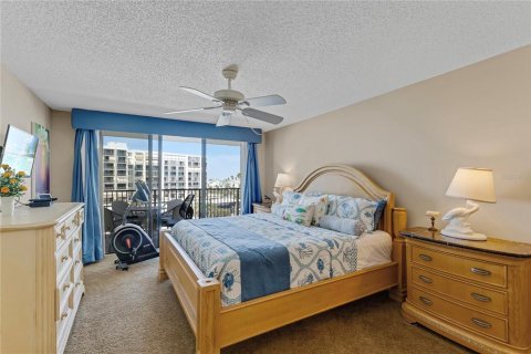 Condo in Clearwater, Florida, 2 bedrooms  № 1630081 - photo 21
