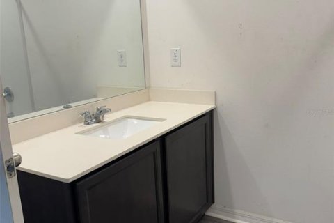 Townhouse in Tampa, Florida 3 bedrooms, 172.8 sq.m. № 2384114 - photo 21
