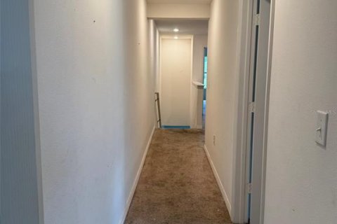 Townhouse in Tampa, Florida 3 bedrooms, 172.8 sq.m. № 2384114 - photo 27