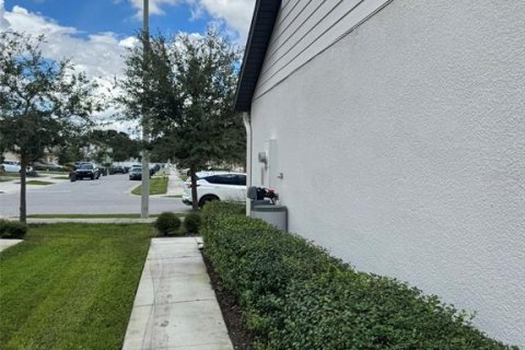 Townhouse in Tampa, Florida 3 bedrooms, 172.8 sq.m. № 2384114 - photo 5