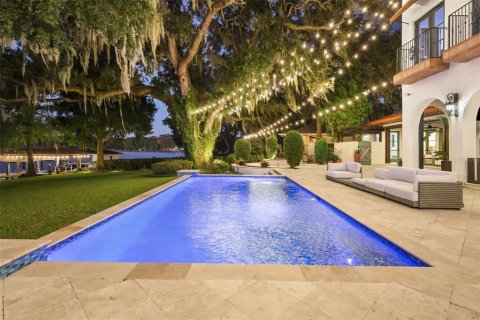 House in Winter Park, Florida 4 bedrooms, 438.96 sq.m. № 2438243 - photo 7