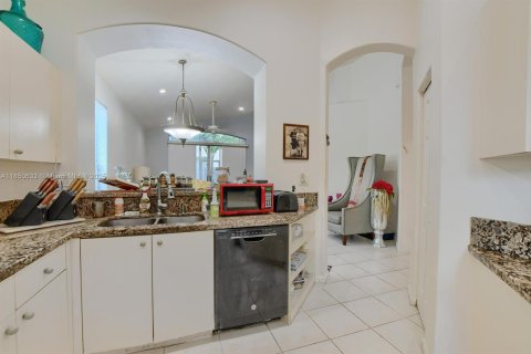 House in Delray Beach, Florida 2 bedrooms, 141.77 sq.m. № 1858539 - photo 11
