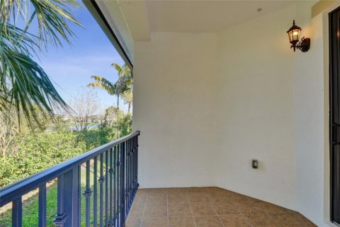 Adosado en venta en Pembroke Pines, Florida, 3 dormitorios, 208.66 m2 № 2009531 - foto 29