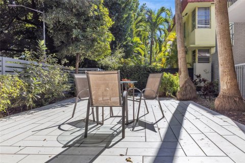 Copropriété à vendre à Miami Beach, Floride: 2 chambres, 62.34 m2 № 1995407 - photo 10