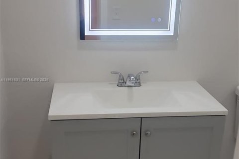 Condominio en venta en Miami, Florida, 1 dormitorio, 81.29 m2 № 2006297 - foto 22