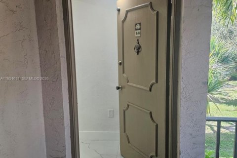 Condominio en venta en Miami, Florida, 1 dormitorio, 81.29 m2 № 2006297 - foto 6