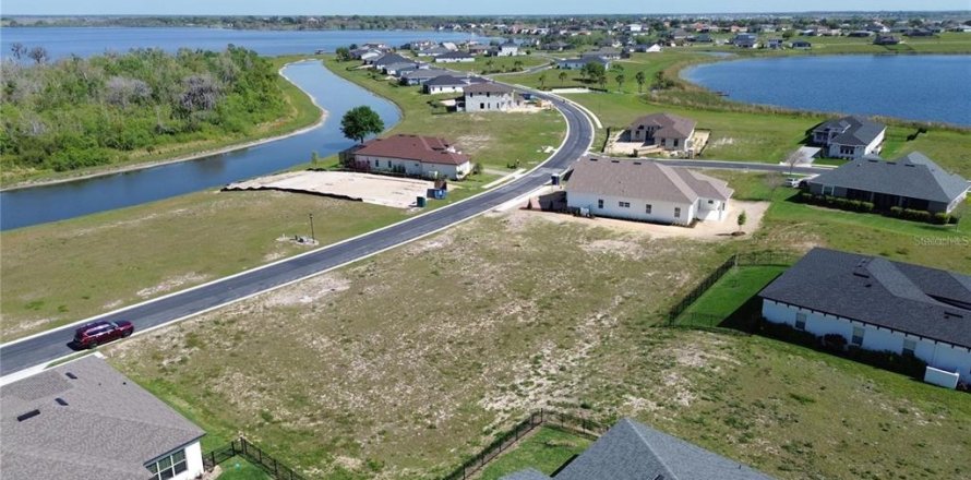 Terreno en Auburndale, Florida № 1908496