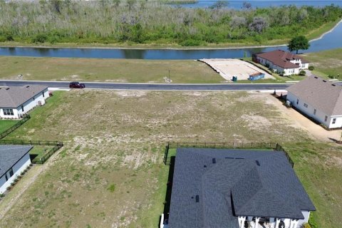 Terreno en venta en Auburndale, Florida № 1908496 - foto 3