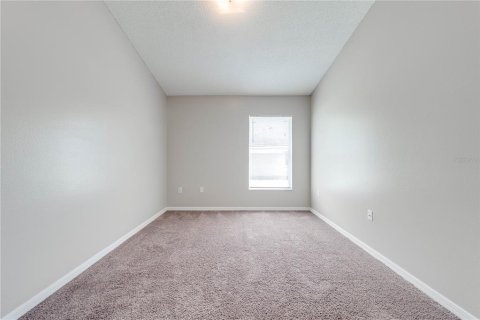 House in Kissimmee, Florida 3 bedrooms, 168.71 sq.m. № 2277942 - photo 18