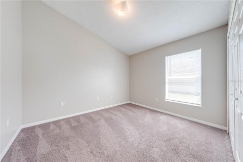 House in Kissimmee, Florida 3 bedrooms, 168.71 sq.m. № 2277942 - photo 17