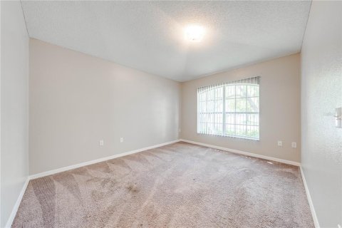 House in Kissimmee, Florida 3 bedrooms, 168.71 sq.m. № 2277942 - photo 9