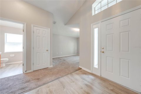 House in Kissimmee, Florida 3 bedrooms, 168.71 sq.m. № 2277942 - photo 8