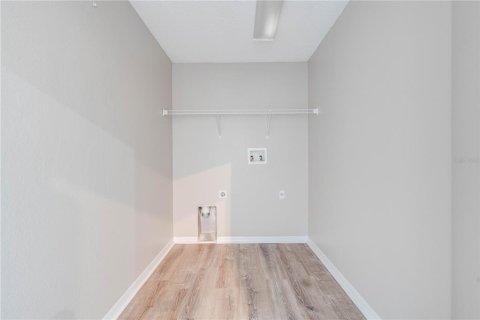 House in Kissimmee, Florida 3 bedrooms, 168.71 sq.m. № 2277942 - photo 22