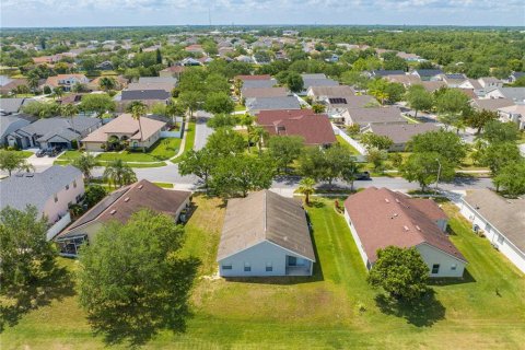 House in Kissimmee, Florida 3 bedrooms, 168.71 sq.m. № 2277942 - photo 26