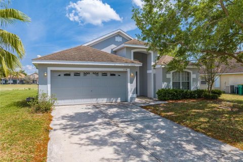 House in Kissimmee, Florida 3 bedrooms, 168.71 sq.m. № 2277942