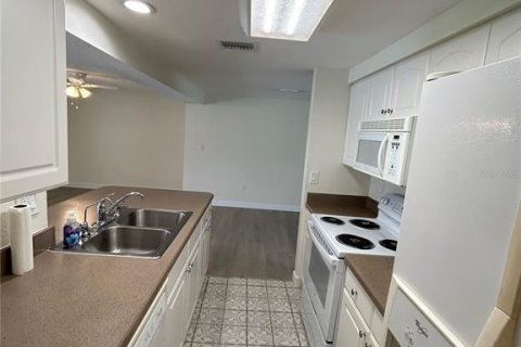 Villa ou maison à vendre à Port Charlotte, Floride: 2 chambres, 119.29 m2 № 2200253 - photo 9