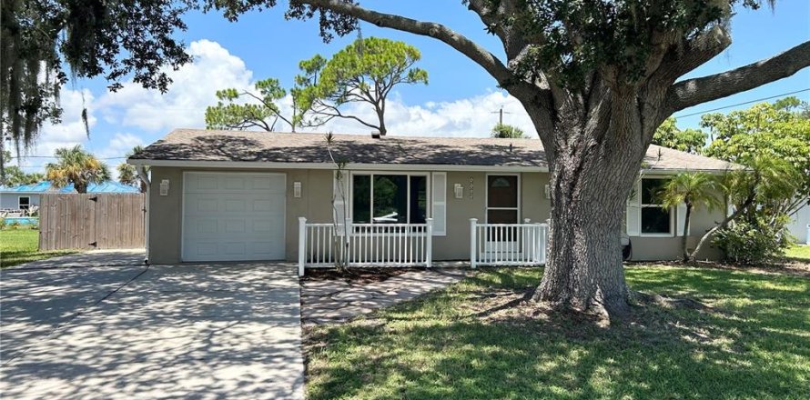 Villa ou maison à Port Charlotte, Floride 2 chambres, 119.29 m2 № 2200253
