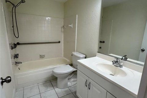 Villa ou maison à vendre à Port Charlotte, Floride: 2 chambres, 119.29 m2 № 2200253 - photo 15