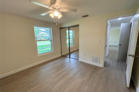 Villa ou maison à vendre à Port Charlotte, Floride: 2 chambres, 119.29 m2 № 2200253 - photo 14
