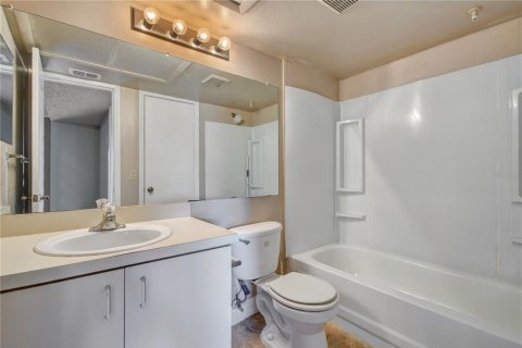Condominio en alquiler en Altamonte Springs, Florida, 1 dormitorio, 59.83 m2 № 1844821 - foto 11