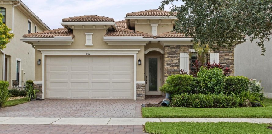 Villa ou maison à Coral Springs, Floride 3 chambres, 164.25 m2 № 2432519