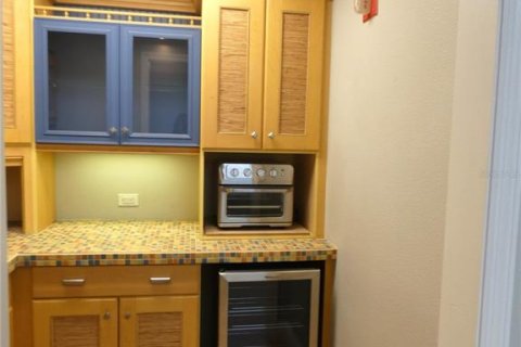 Commercial property in Sarasota, Florida № 2151144 - photo 13