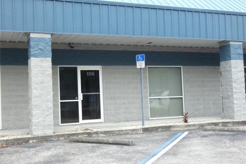 Commercial property in Sarasota, Florida № 2151144 - photo 3