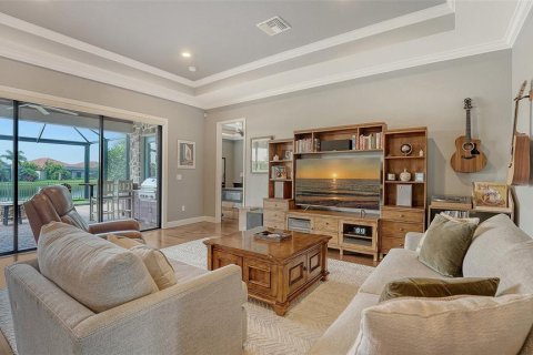House in Lakewood Ranch, Florida 4 bedrooms, 210.7 sq.m. № 1783420 - photo 17
