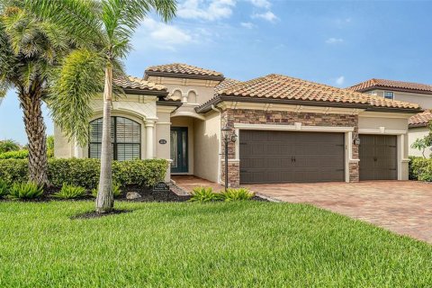 House in Lakewood Ranch, Florida 4 bedrooms, 210.7 sq.m. № 1783420 - photo 2