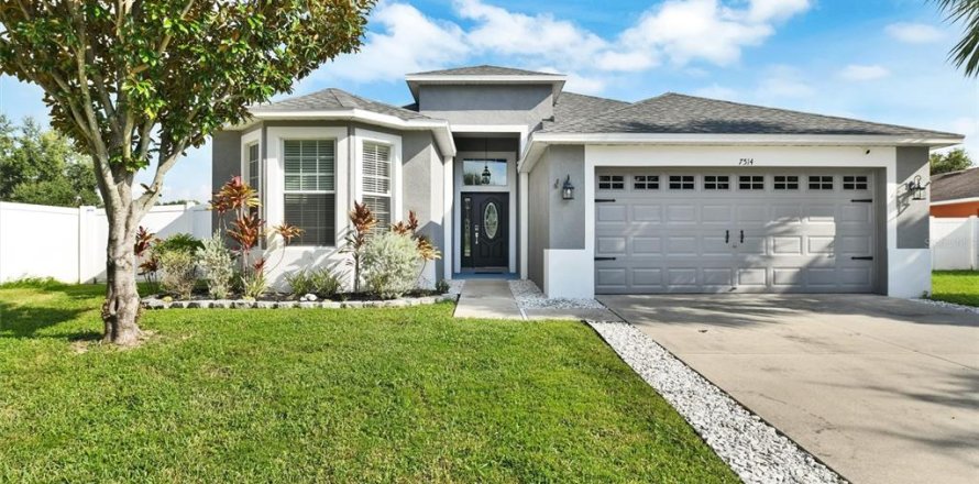 House in Riverview, Florida 3 bedrooms, 159.42 sq.m. № 2258432