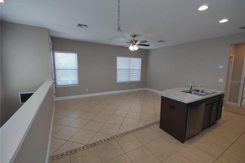 Снять в аренду квартиру в Орландо, Флорида 3 комнаты, 69.4м2, № 1918957 - фото 5