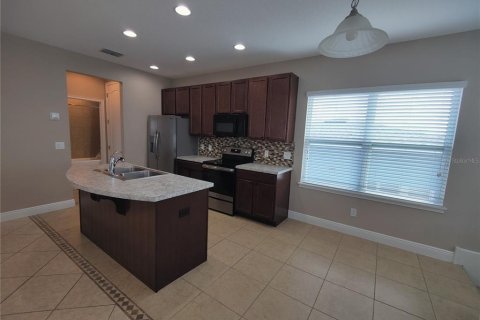 Снять в аренду квартиру в Орландо, Флорида 3 комнаты, 69.4м2, № 1918957 - фото 6