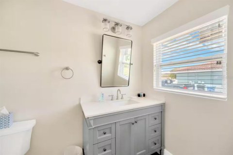 Купить виллу или дом в Аполло-Бич, Флорида 5 комнат, 139.35м2, № 2224459 - фото 29
