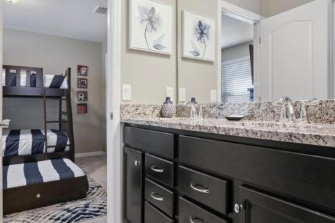 House in Kissimmee, Florida 9 bedrooms, 407.93 sq.m. № 1723152 - photo 26