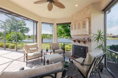 Casa en venta en Lakewood Ranch, Florida, 2 dormitorios, 179.3 m2 № 1618545 - foto 2