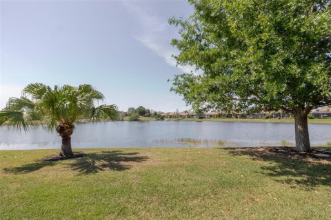 Casa en venta en Lakewood Ranch, Florida, 2 dormitorios, 179.3 m2 № 1618545 - foto 19