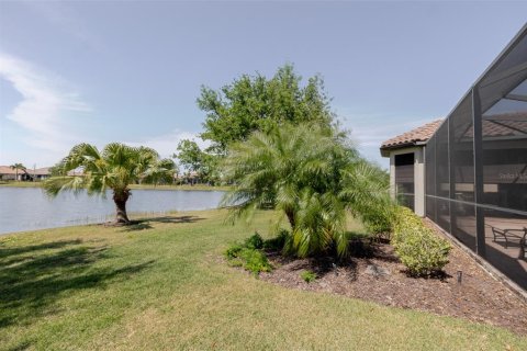 Casa en venta en Lakewood Ranch, Florida, 2 dormitorios, 179.3 m2 № 1618545 - foto 17