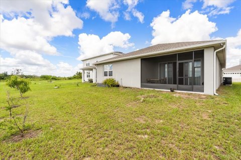 House in Lake Alfred, Florida 4 bedrooms, 198.07 sq.m. № 1912863 - photo 29