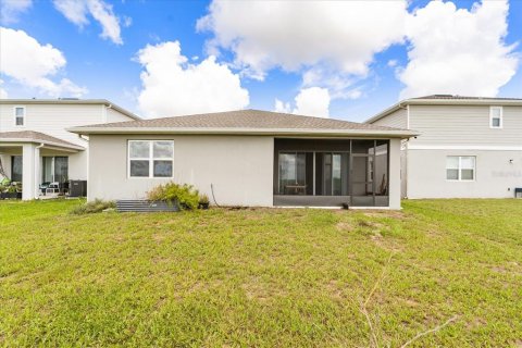 House in Lake Alfred, Florida 4 bedrooms, 198.07 sq.m. № 1912863 - photo 30