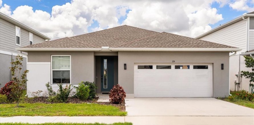 House in Lake Alfred, Florida 4 bedrooms, 198.07 sq.m. № 1912863