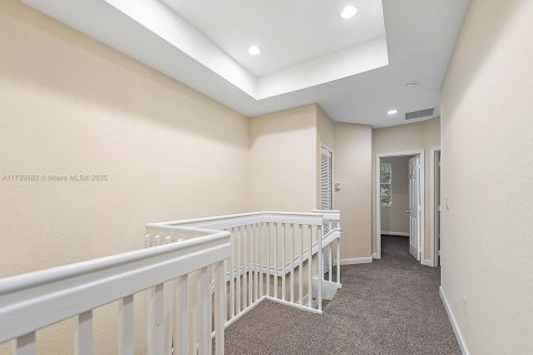 Townhouse in Homestead, Florida 4 bedrooms, 172.05 sq.m. № 1804411 - photo 12