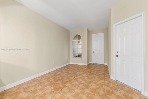 Townhouse in Homestead, Florida 4 bedrooms, 172.05 sq.m. № 1804411 - photo 5