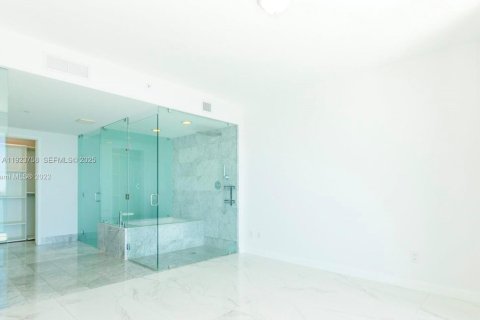 Copropriété à louer à Miami, Floride: 1 chambre, 89.09 m2 № 1982123 - photo 8