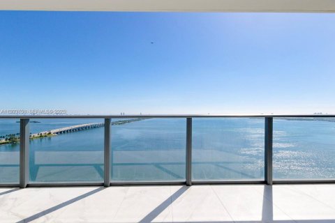 Copropriété à louer à Miami, Floride: 1 chambre, 89.09 m2 № 1982123 - photo 1