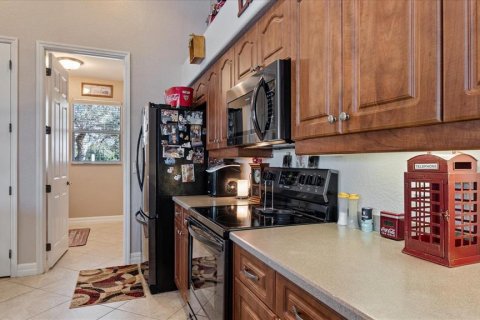 House in Port Charlotte, Florida 3 bedrooms, 221.85 sq.m. № 1562731 - photo 13