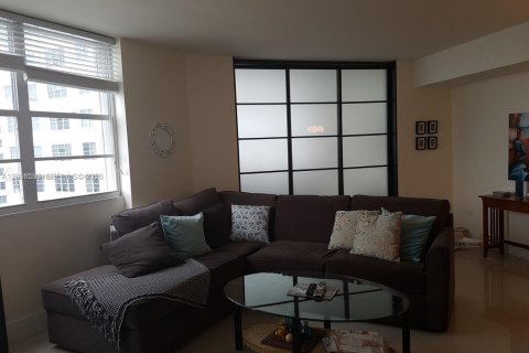 Condominio en alquiler en Miami, Florida, 2 dormitorios, 91.97 m2 № 2182405 - foto 8