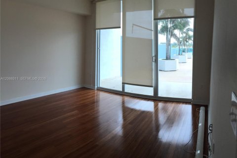 Condominio en venta en North Bay Village, Florida, 2 dormitorios, 136.57 m2 № 2288508 - foto 17