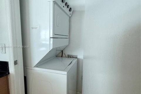 Condominio en venta en North Bay Village, Florida, 2 dormitorios, 136.57 m2 № 2288508 - foto 21