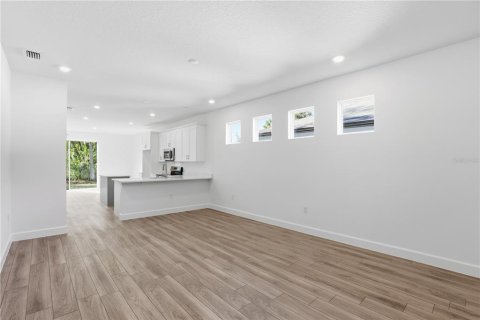 Villa ou maison à vendre à Sanford, Floride: 3 chambres, 161.46 m2 № 2149924 - photo 10