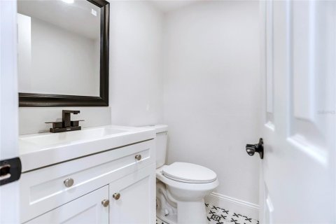 Casa en venta en Orlando, Florida, 4 dormitorios, 184.88 m2 № 2151220 - foto 11